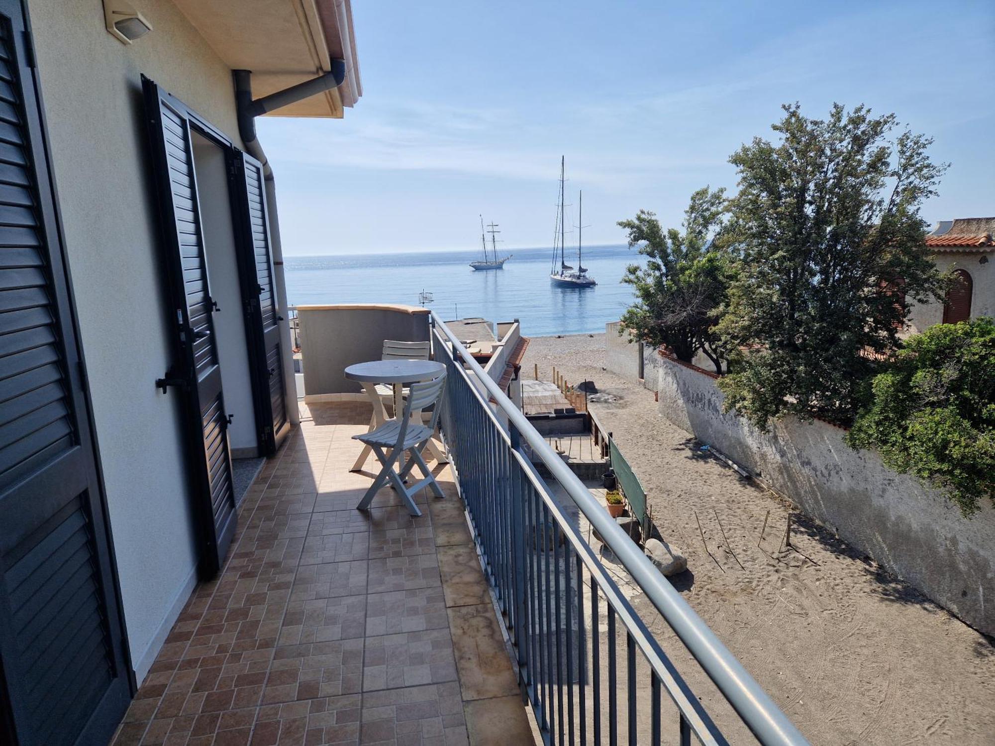 Santanna Beach House - Fondachello-Apartments Com Mascali Exterior foto